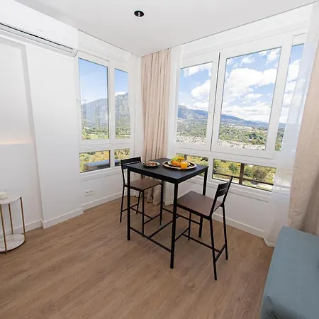 Modern With Stunning Views Appartement Marbellac