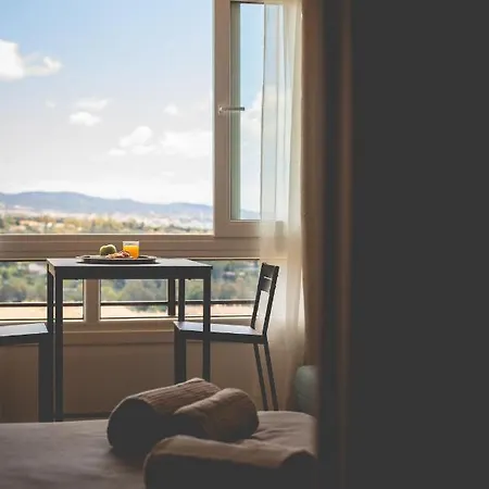 Modern With Stunning Views Lejlighed