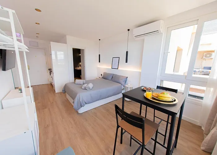 Modern With Stunning Views *